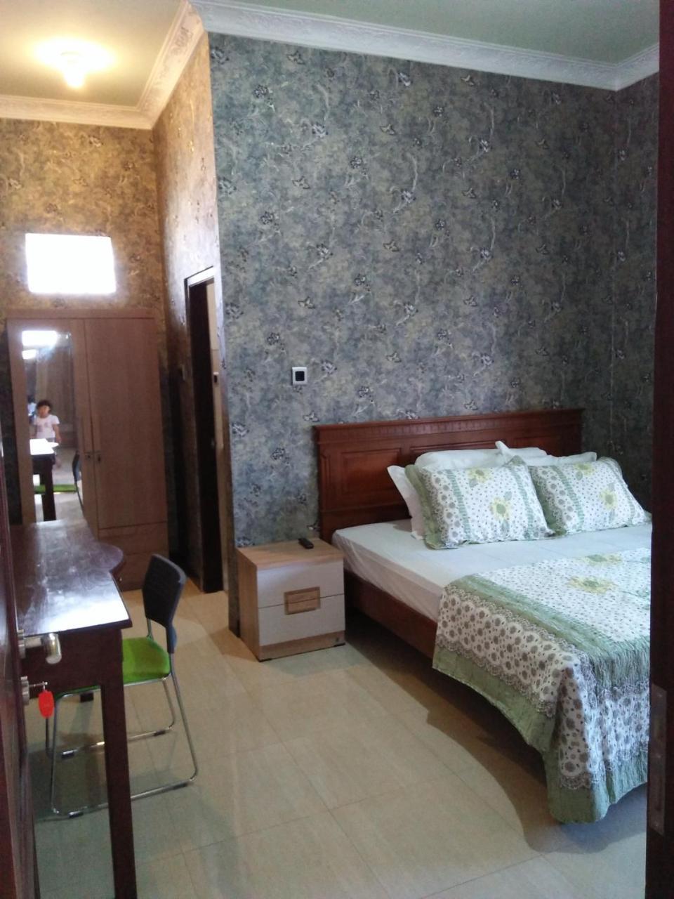Papyrus Homestay Banyuwangi (East Java) Exterior photo